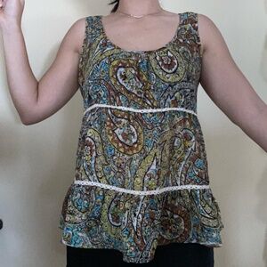 Forever 21 small paisley sleeveless blouse ruffled lace details